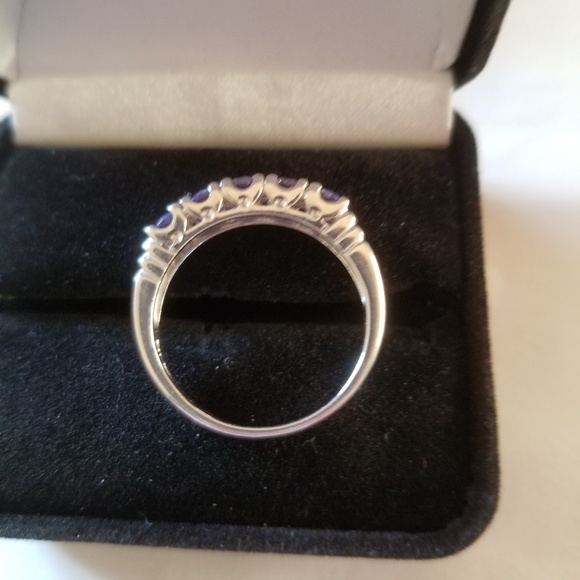 BLUE DIAMOND RING - Picture 3 of 7